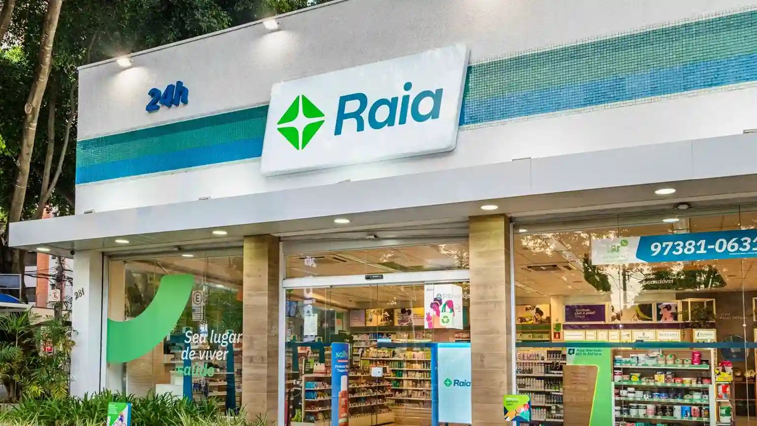 Fachada de uma unidade da Droga Raia, uma das marcas da RD Saúde (RADL3)