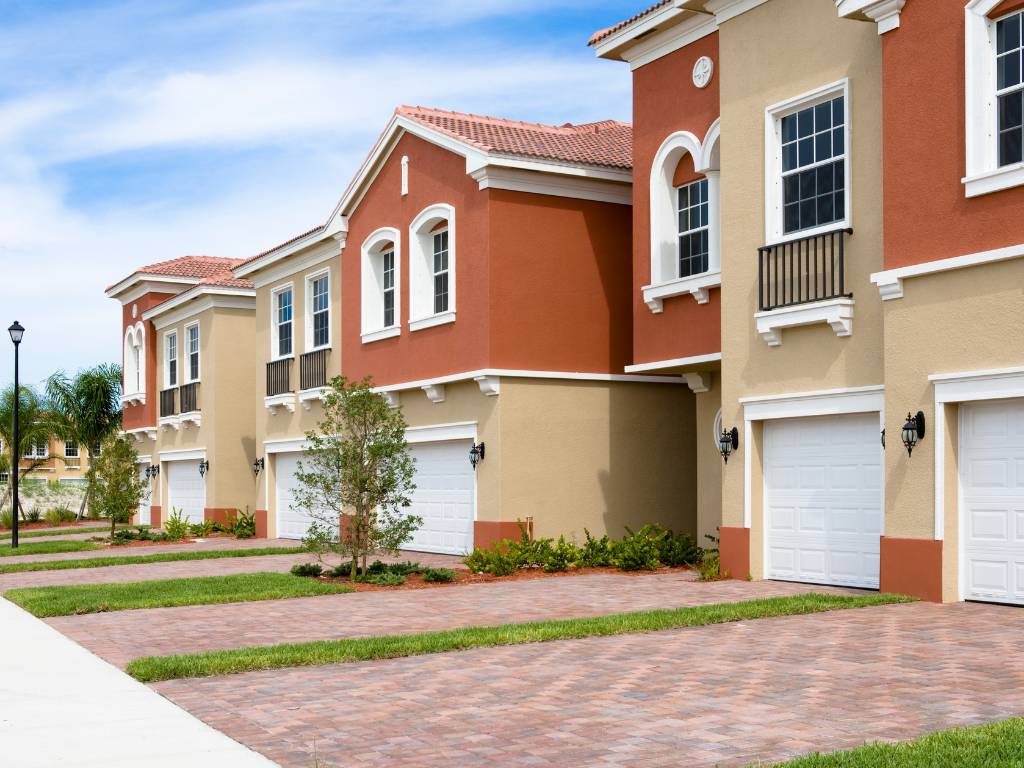 Um guia completo sobre o TRXF11, FII TRX Real Estate!