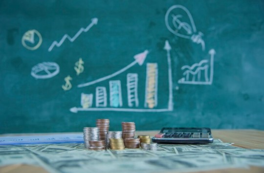 Quanto rendem R$ 100 mil com a Selic estacionada?