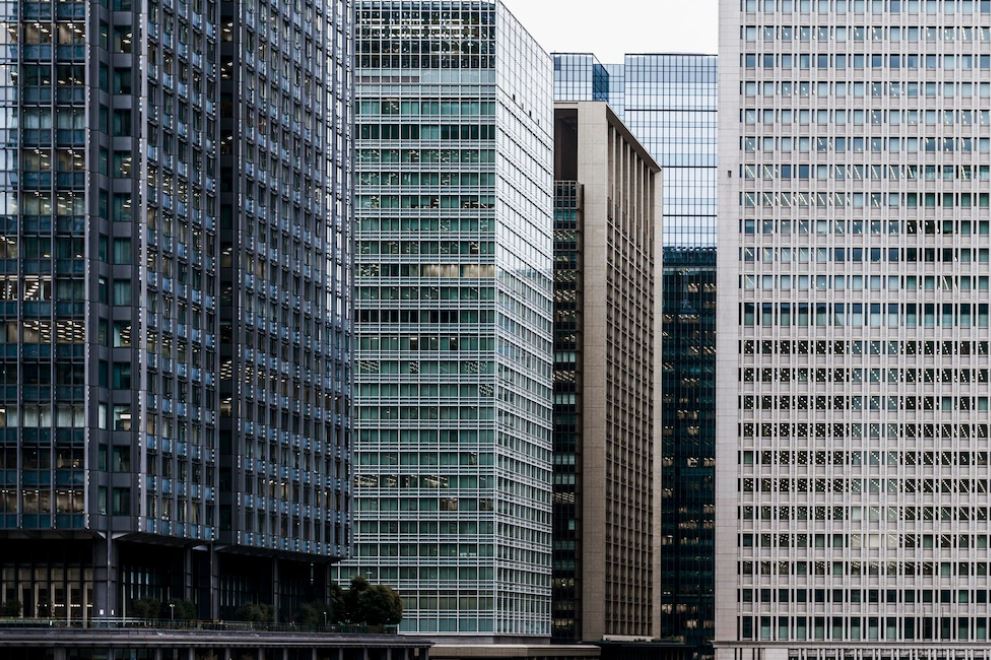 foto de prédios: fundos imobiliários. FIIs de Tijolo