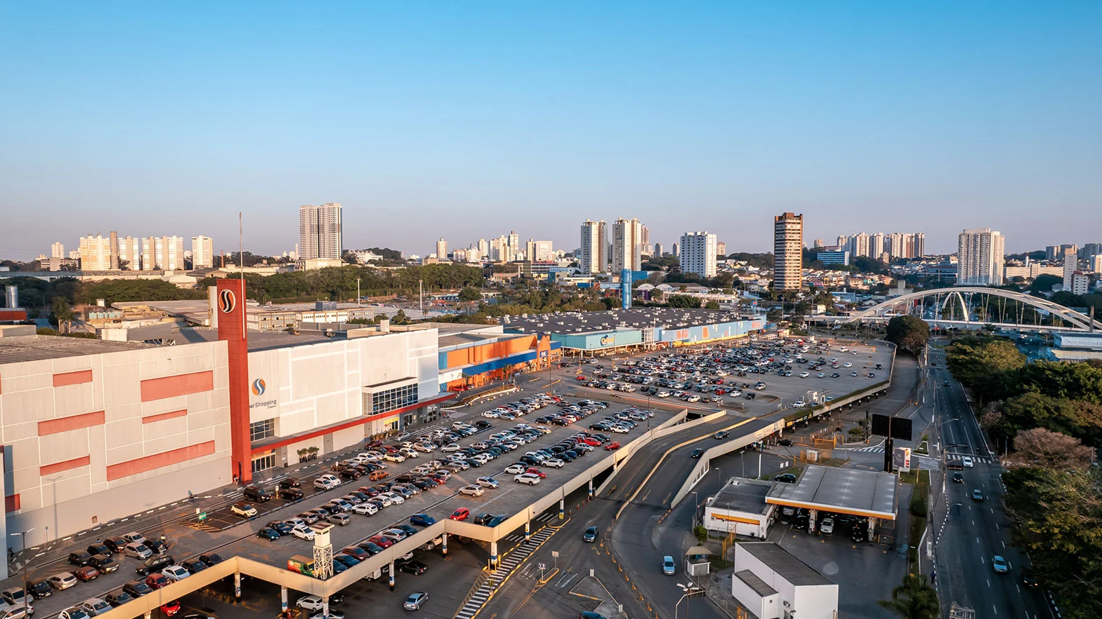 HSML11 compra nova fatia do SuperShopping Osasco por R$ 13,1 milhões