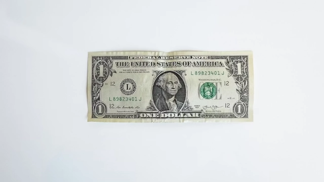 Banco ING não vê dólar a R$ 4,40, como projeta Stuhlberger