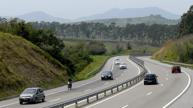 Rodovia Via Lagos, operado pela Motiva