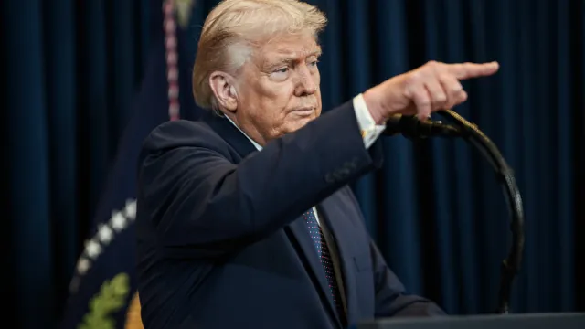 Aposta de Trump no Irã se voltou contra ele, explica Eurasia