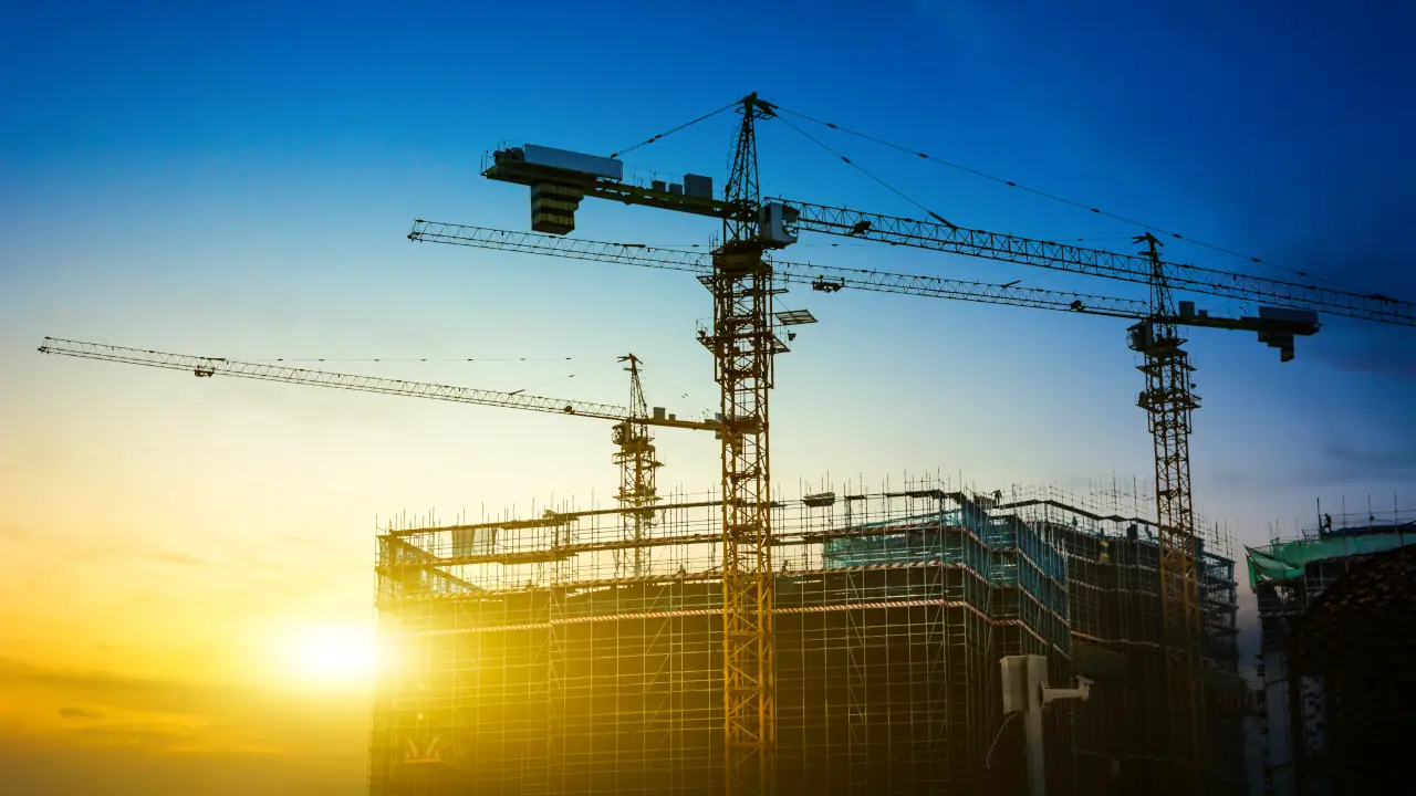 Construção Civil alerta para alta de custos com cimento, aço e resinas em meio à guerra