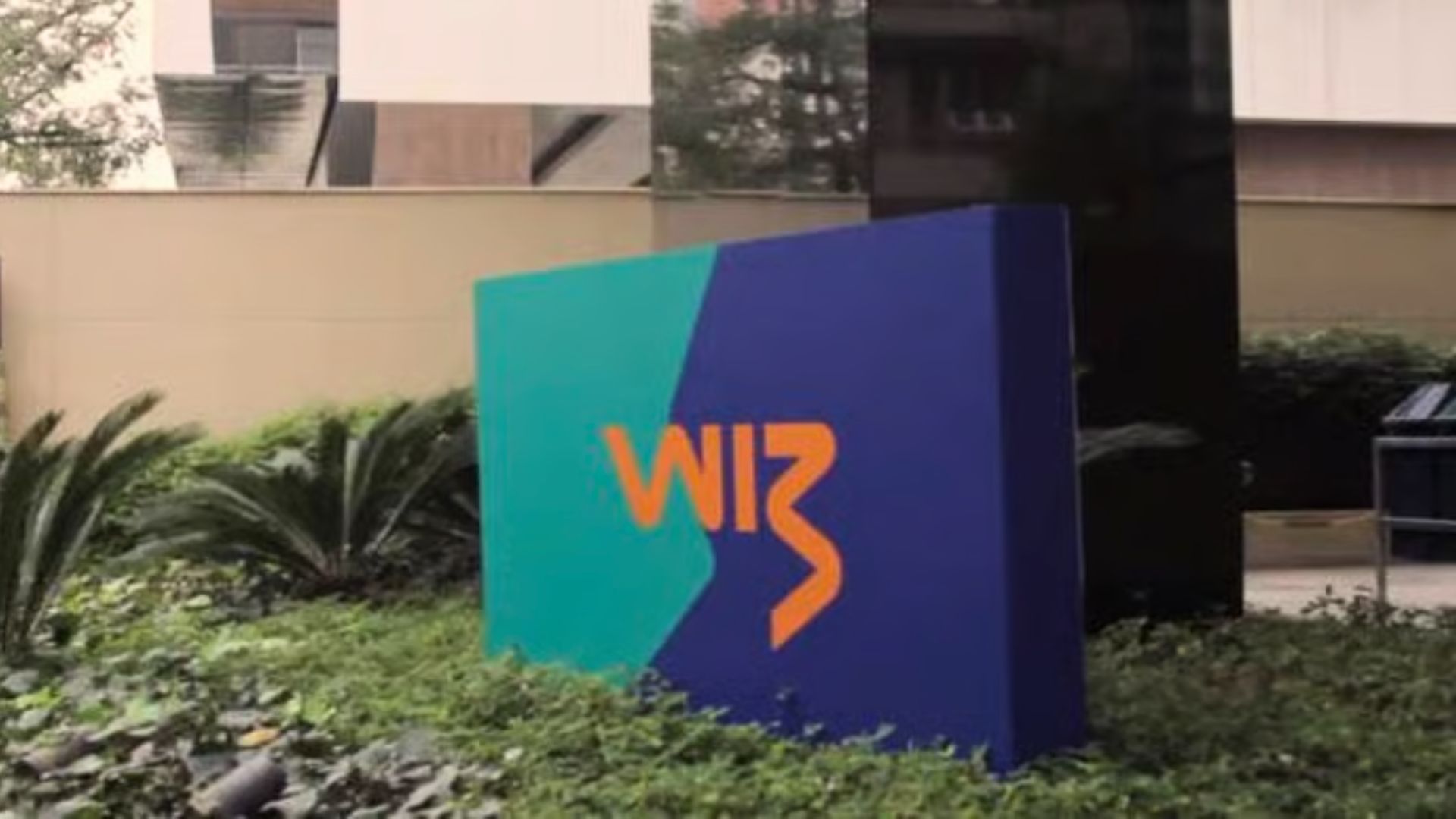 Wiz (WIZC3) corta distribuição de dividendos pela metade