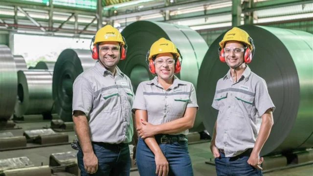 Usiminas mostra sinais melhores no 4T, mas tese ainda depende do antidumping