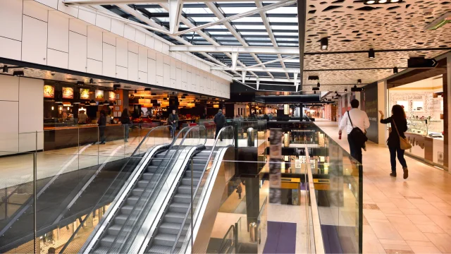 FIIs de shopping centers seguem fortes em 2026 e mantêm mercado aquecido