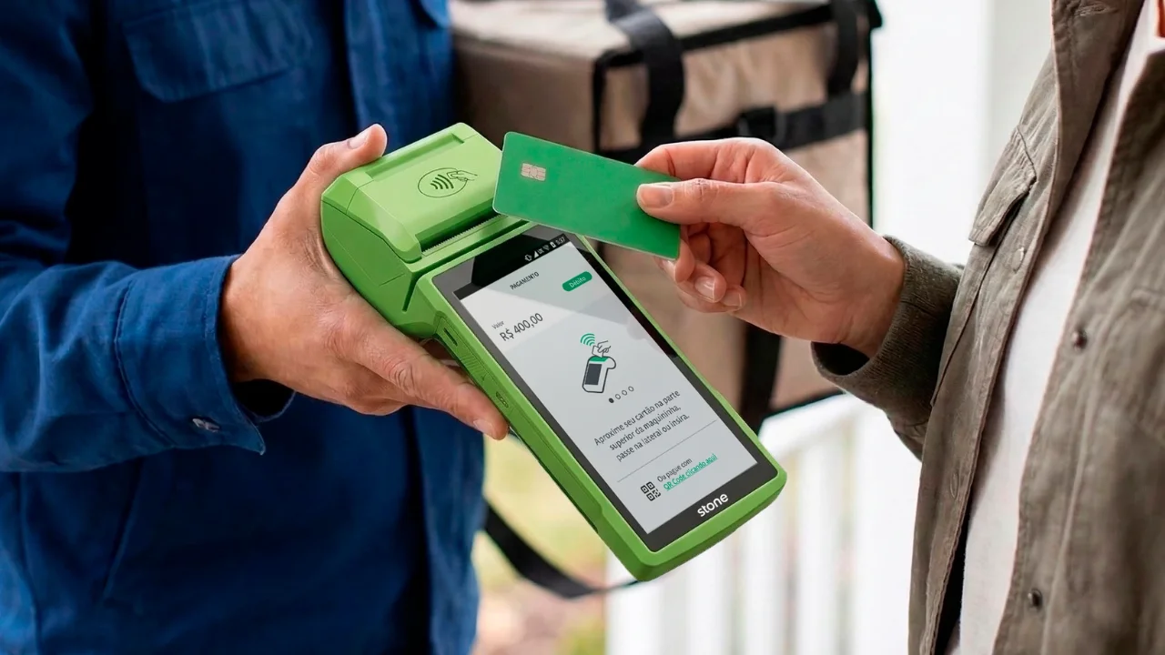 Stone (STNE) anuncia dividendos extraordinários de R$ 3,08 bi após venda da Linx